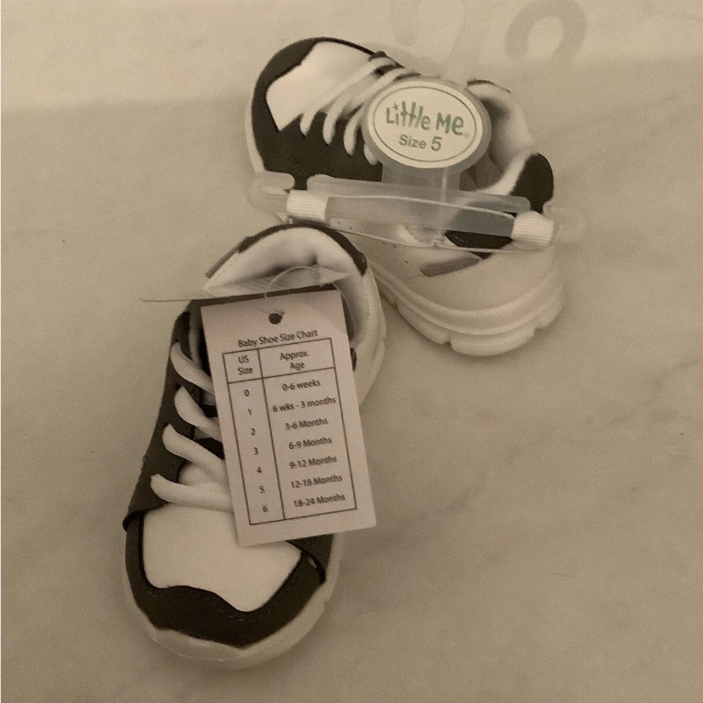 Boys Sneakers Size 5 Little Me Grey White Shoes - Picture 7 of 7